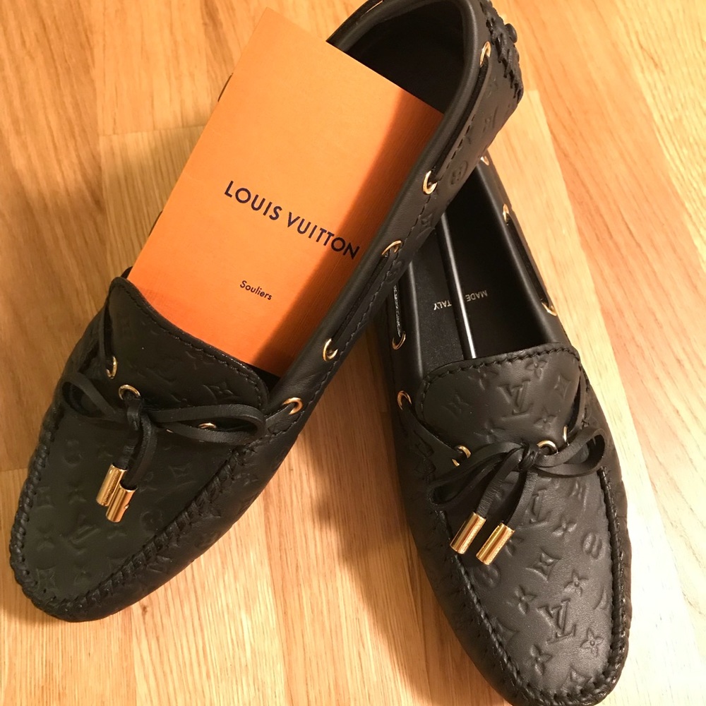 LOUIS VUITTON Gloria Flat Loafers Size 8/38
